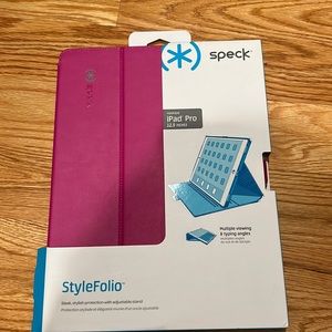 🆕iPad Pro (4th generation) hot pink case